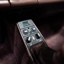 R5100223 The Porsche 959 is a true collector’s item.