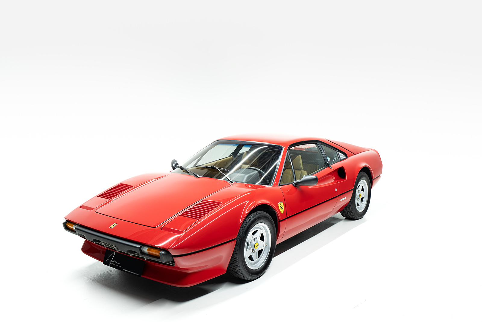 R5100017-Bearbeitet Ferrari 308 GTBi