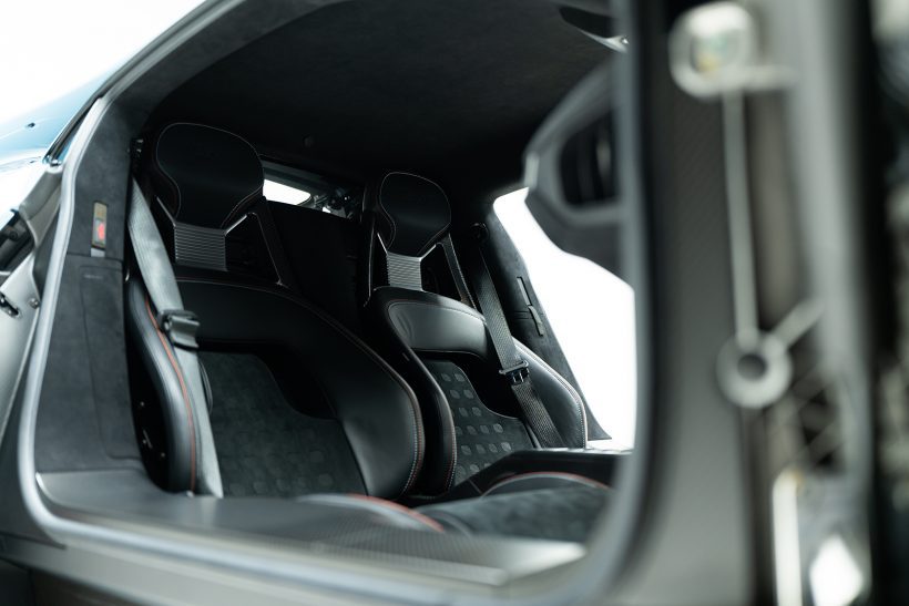 R5109076 Ford GT Heritage Edition